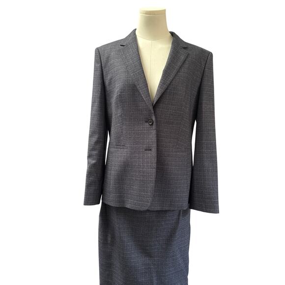 Women’s Hugo Boss Dark Grey Blazer and Skirt Set Size 6
